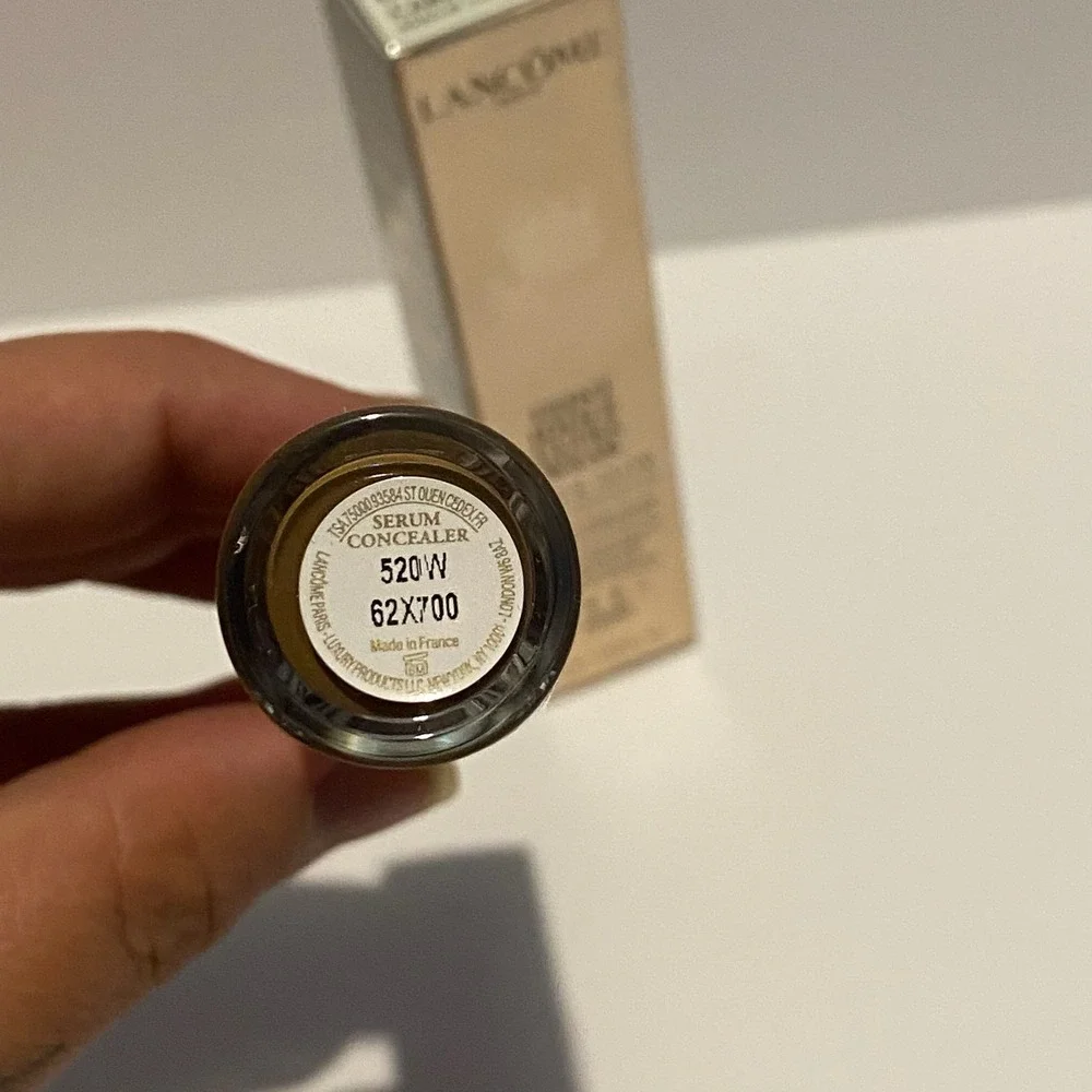 Lancome Teint Idole Ultra Wear Care & Glow Serum Concealer 520W 043 Oz New‎